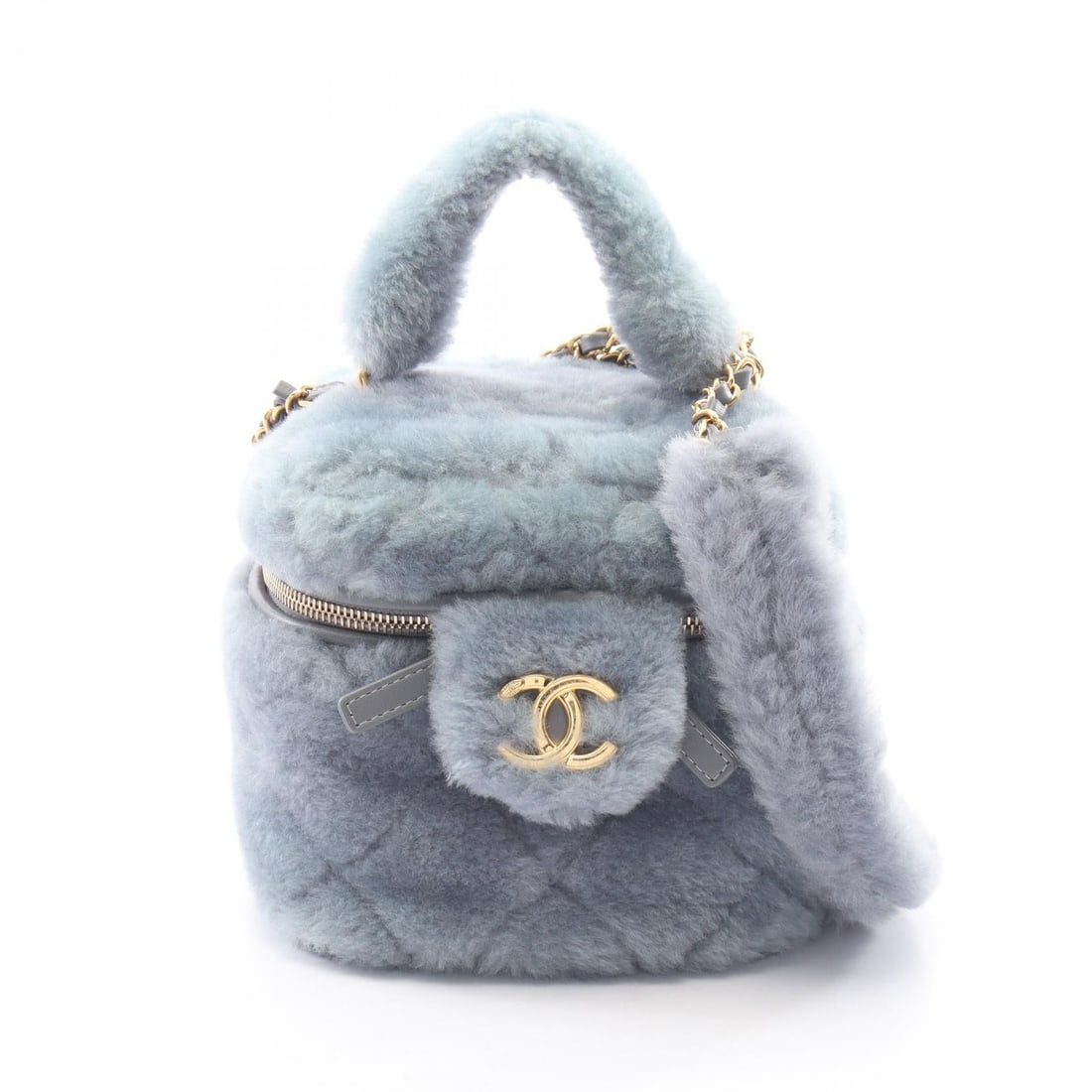 Chanel GHW Vanity Chain Gray: Gray Matelasse Vanity chain shoulder bag in mouton leather with GHW. No accessories. 15 x 15 x 15 cm. Handle 21 cm. Shoulder 111 cm.