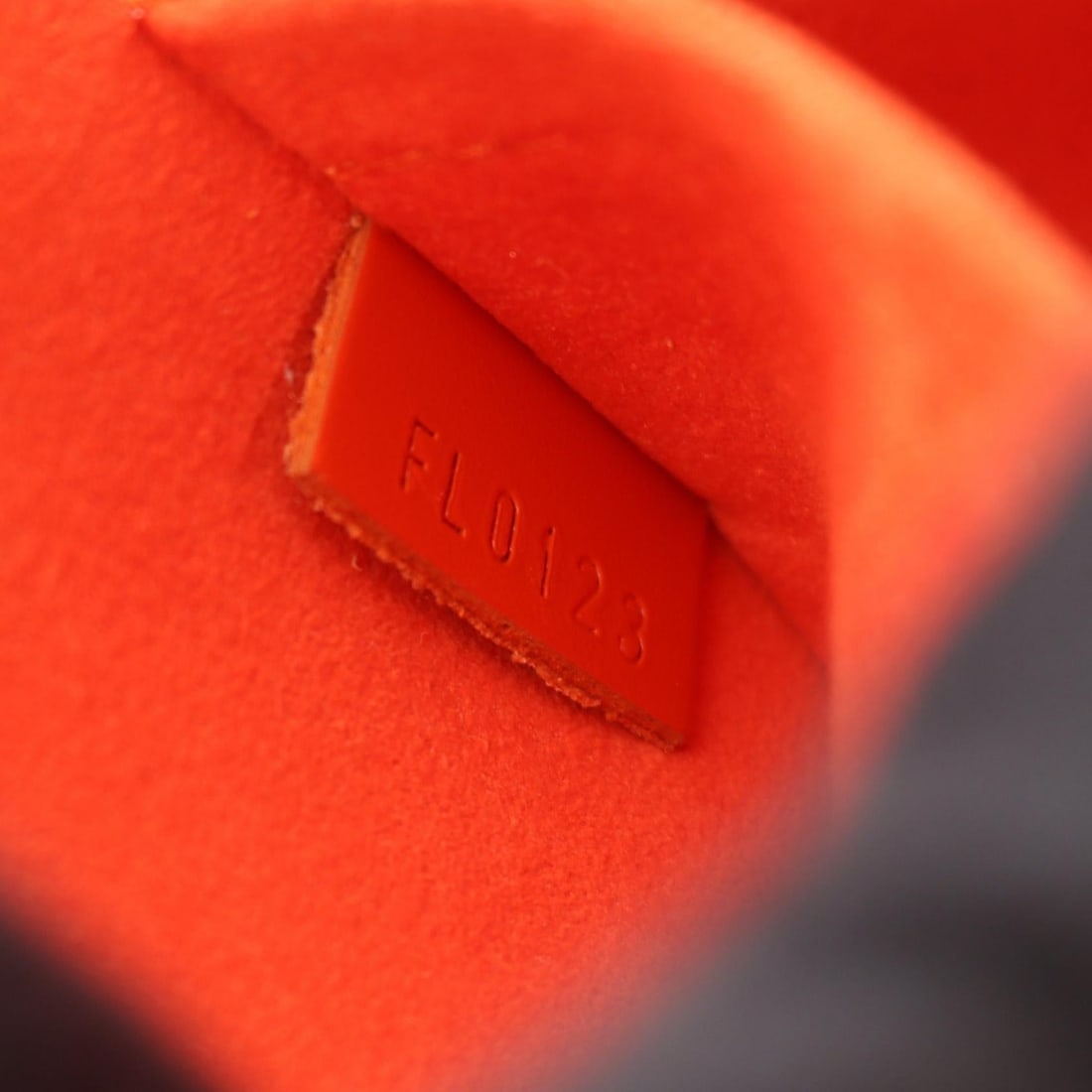 LV Alma BB Epi Orange - 5