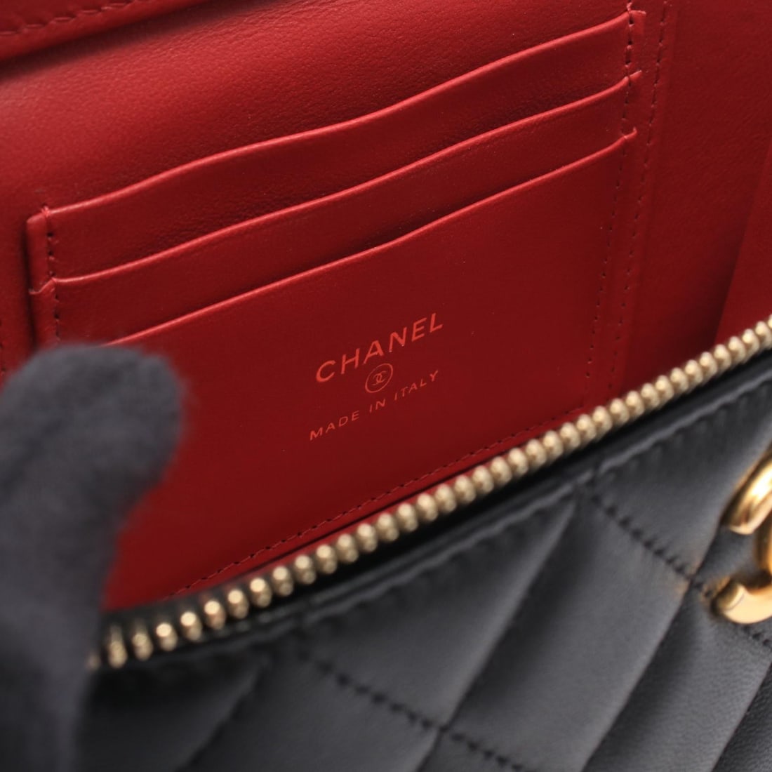Chanel Matelasse Vanity Black - 4