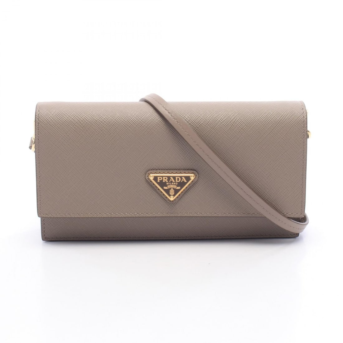 Prada Saffiano Triangle Beige: Beige SAFFIANO Triangle Logo shoulder bag in Saffiano leather. Model 1NF059. No accessories. 18 x 10 x 3 cm. Shoulder 120-128 cm.