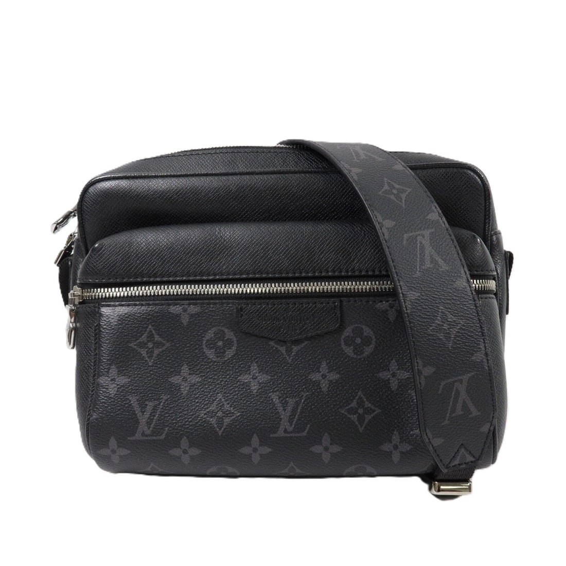 LV Outdoor Messenger Eclipse: Black Taiga Outdoor Messenger shoulder bag in Monogram Eclipse PVC coated canvas and calfskin. Includes storage bags. 25 x 19 x 9 cm. Shoulder 67-132 cm.