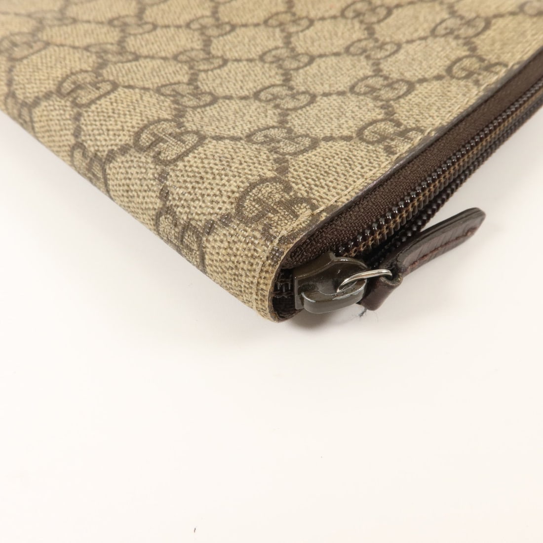 Gucci GG Long Zip Pouch Brown - 9