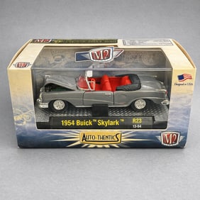 1954 Buick Skylark M2 Auto-Thentics 1:64
