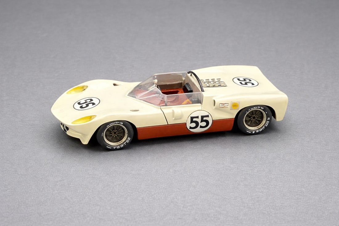M.A. Scale Lola T70 #55 Resin Model (1 of 8)