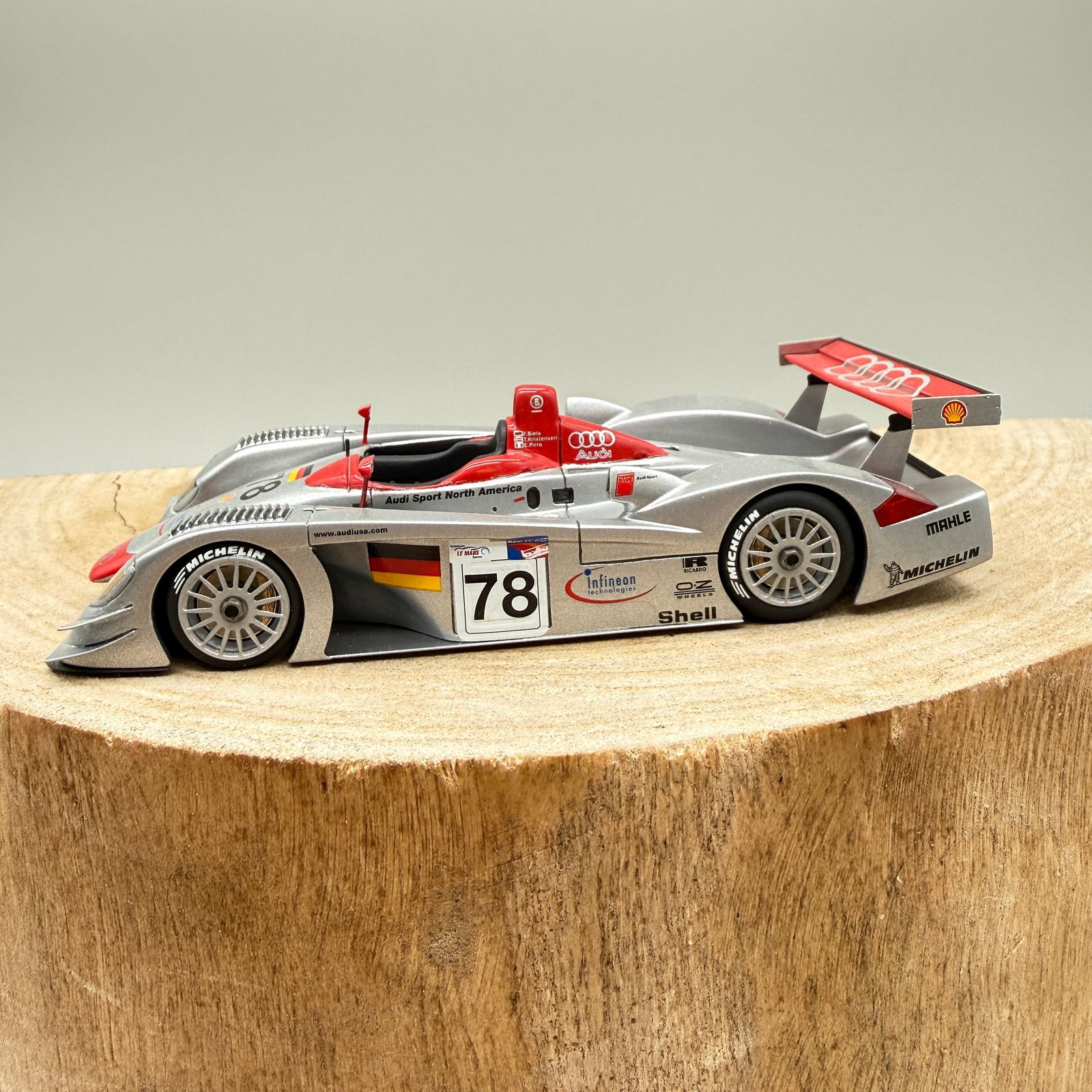 BBR Project 43 Audi R8R #78 Sebring 2000 1:43: 1:43 scale Audi R8R #78 representing the 2000 Sebring entry, finished in classic Audi silver and red livery. This example is marked BBR Project 43 – Made in Italy on the base and was hand-built by R