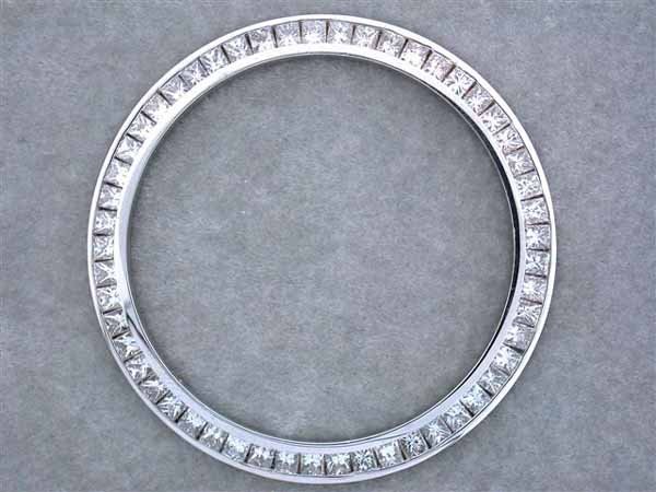 18k Gold Diamond Bezel for Men's DATED Rolex (2.60