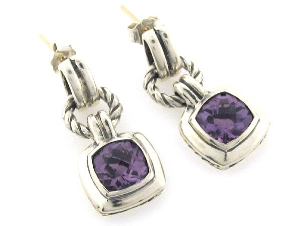 David Yurman Silver, Amethyst Earrings: David Yurman Silver Amethyst Earrings. The length of ths earrings is 1 inch long. The total earrings weight is 6.1 grams.