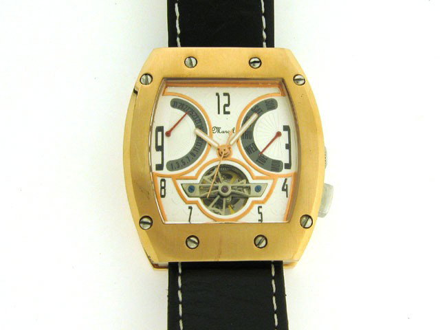 Marcel Drucker Men's 23-787R Rose Gold-Tone Stainless S: This is a Marcel Drucker Men's 23-787R Rose Gold-Tone Stainless Steel Day and Date Automatic Watch with the following features: Mineral dial window; Analog display; Buckle clasp; Stainless steel case 