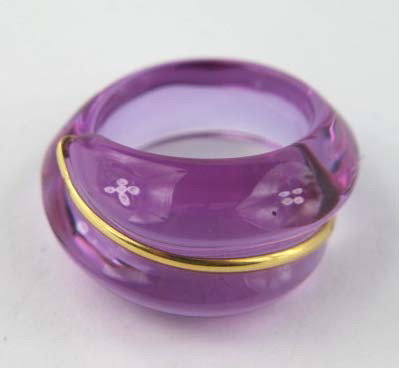 Baccarat 18k Yellow Gold/violet Clear Crystal Ring