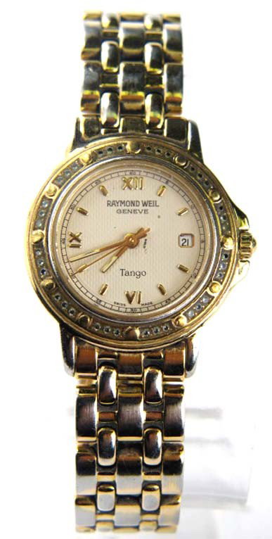Raymond Weil Stainless Steel Watch: Raymond Weil Stainless Steel Watch.The total watch's weight is 65.7 grams.The measurements of watch head is 28 x 27 mm and 7 mm thick.The length of watch: 7" .Water Resistant.Swiss Made. Stainless ste