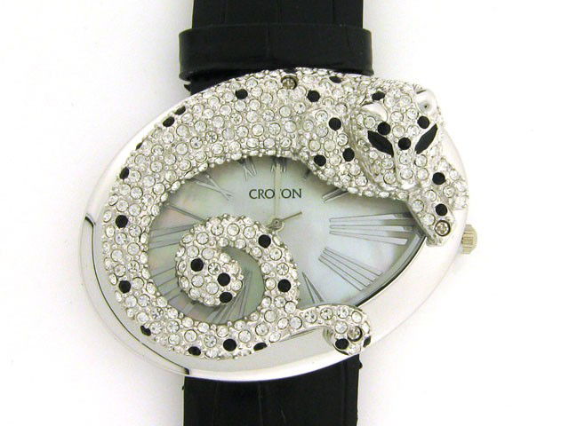 CROTON LADIES WATCH CN207338 LEOPARD CRYSTAL MOP BLACK: This is CROTON LADIES WATCH CN207338 LEOPARD CRYSTAL MOP BLACK with the following features: Japan quartz movement; Stainless steel case; Mother of Pearl; Bezel has crystals with onyx; and water resist