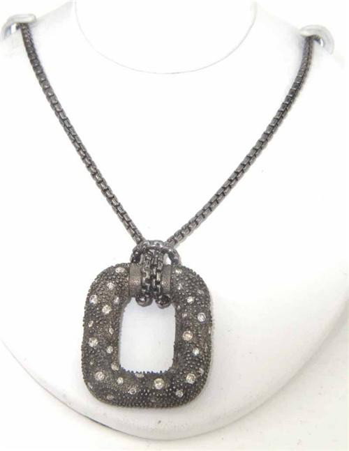 David Yurman Silver Diamond Midnight Melange Necklace: David Yurman Silver Diamond Midnight Melange Necklace.The total weight of Necklace is 16.2 grams.Total weight of diamond is 0.77 cts, approximately, H - I color, SI-1 clarity.The size of the pendant i