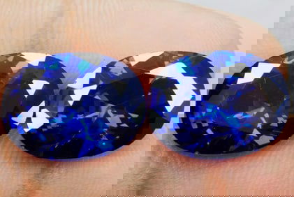 Stunning  Blue Sapphire  10.03 ct Cushion cut