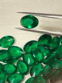 Stunning Green Tsavorite Garnet Oval Cut 30 Pcs 6x4 MM   16.80ct