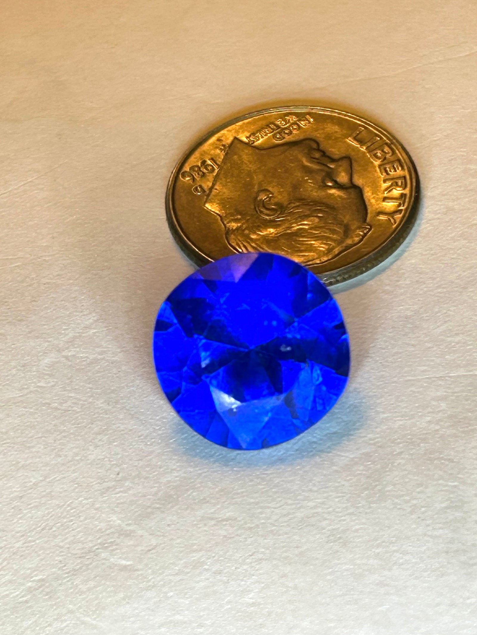 Rare Royal Blue Sapphire Round Cut 8.66 Ct from Sri Lanka (1 of 2)