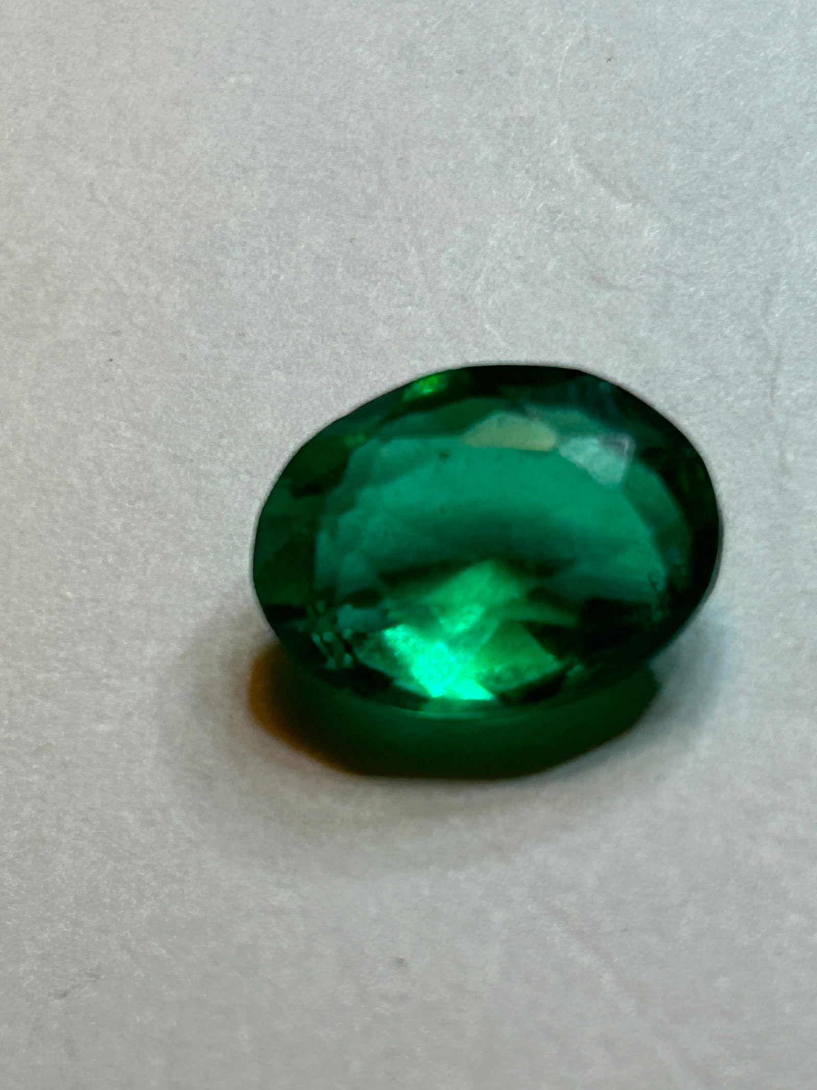 Brazilian Emerald 1.57 ct (1 of 2)