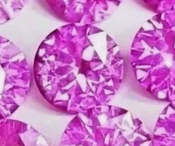 Brilliant Round Cut Pink Sapphire 8.75 ct from Sri Lanka: 4-carat brilliant green Tsavorite garnet from Tanzania is a rare, highly coveted, and durable gemstone, featuring an intense, vivid green hues similar to emerald but with superior brilliance.