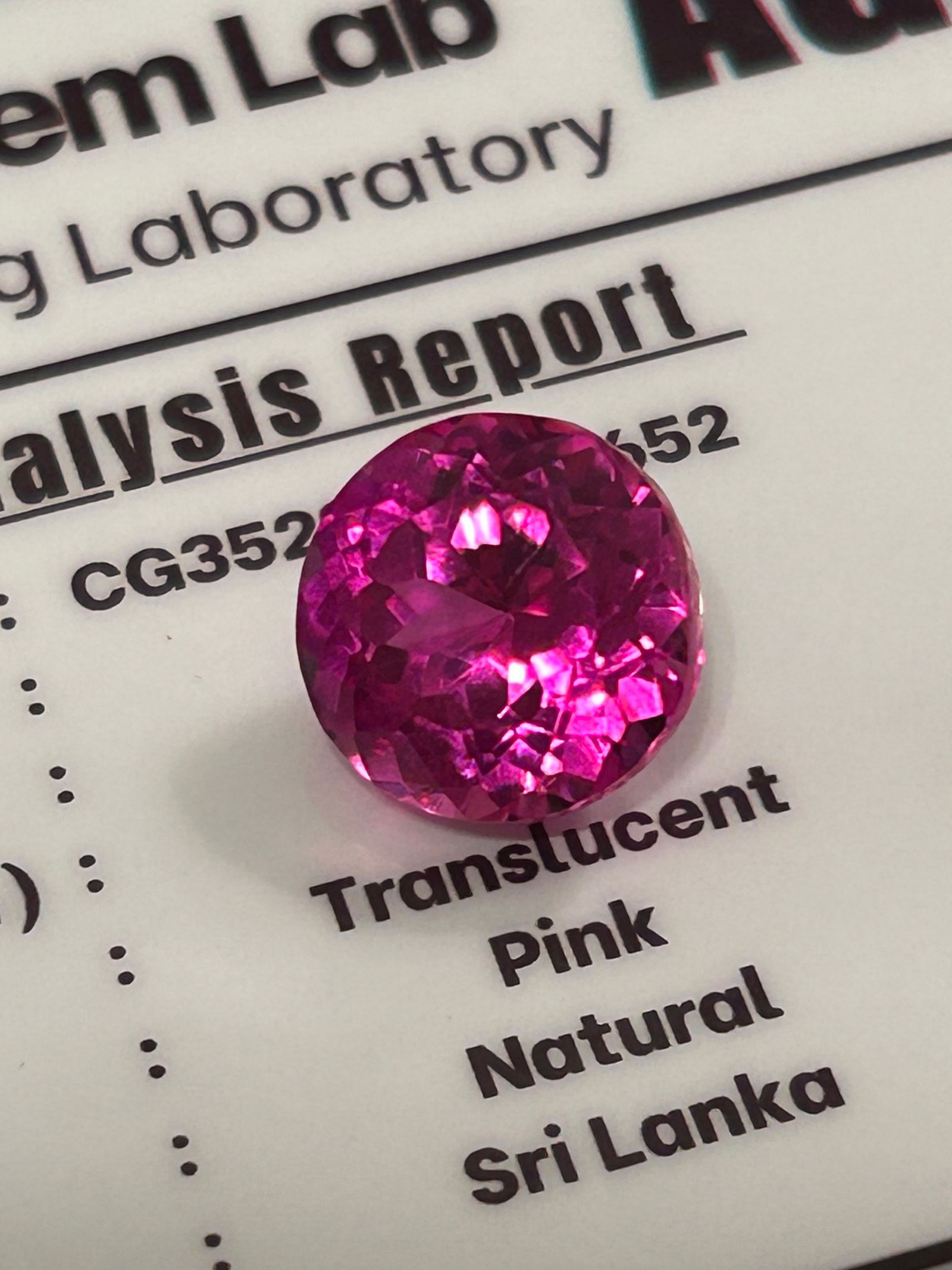 Brilliant Round Cut Pink Sapphire 8.75 ct from Sri Lanka (1 of 2)