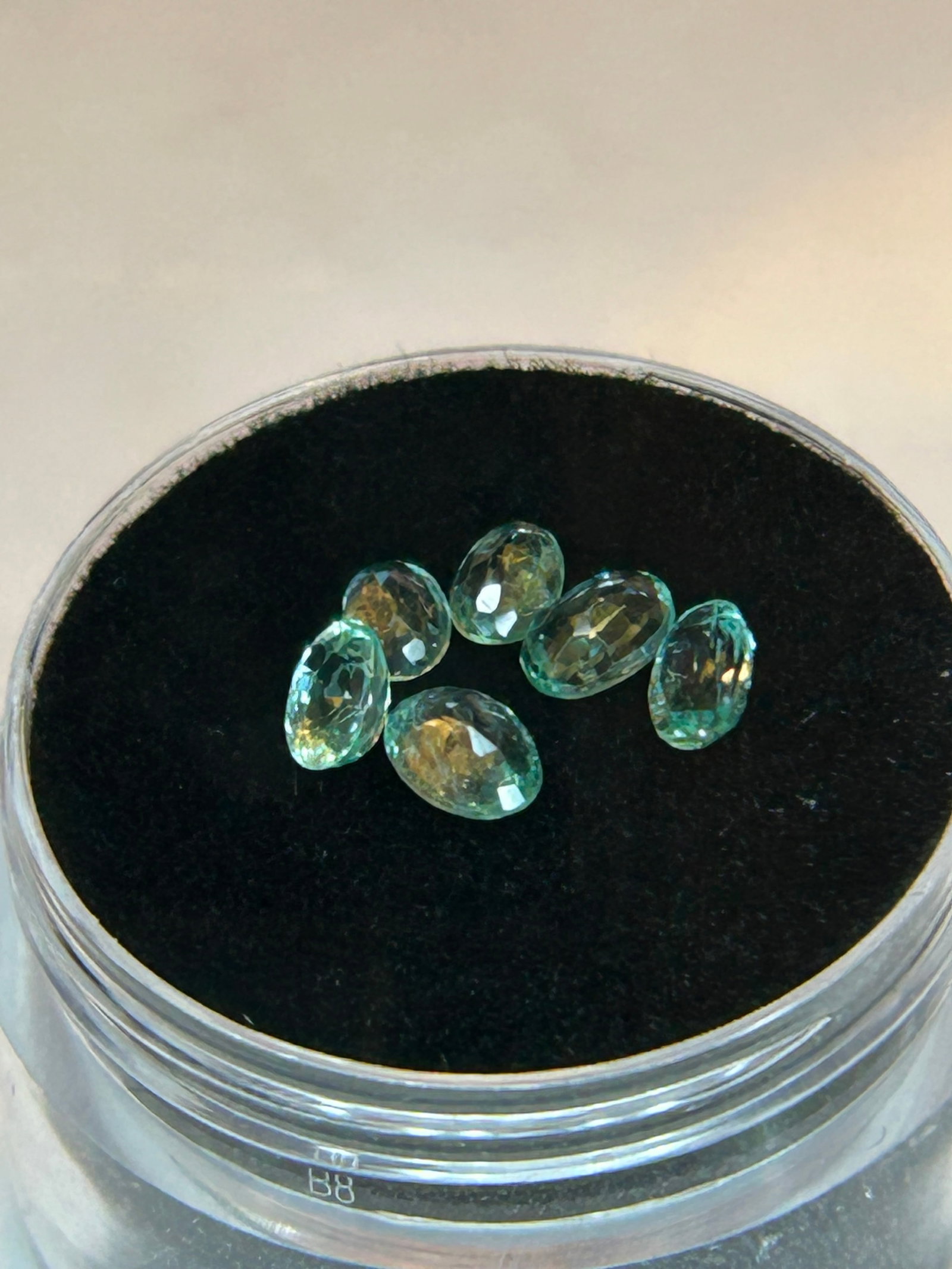 1.35 ct Zambian Emerald Oval Cut: 1.35 ct Zambian Emerald Oval Cut