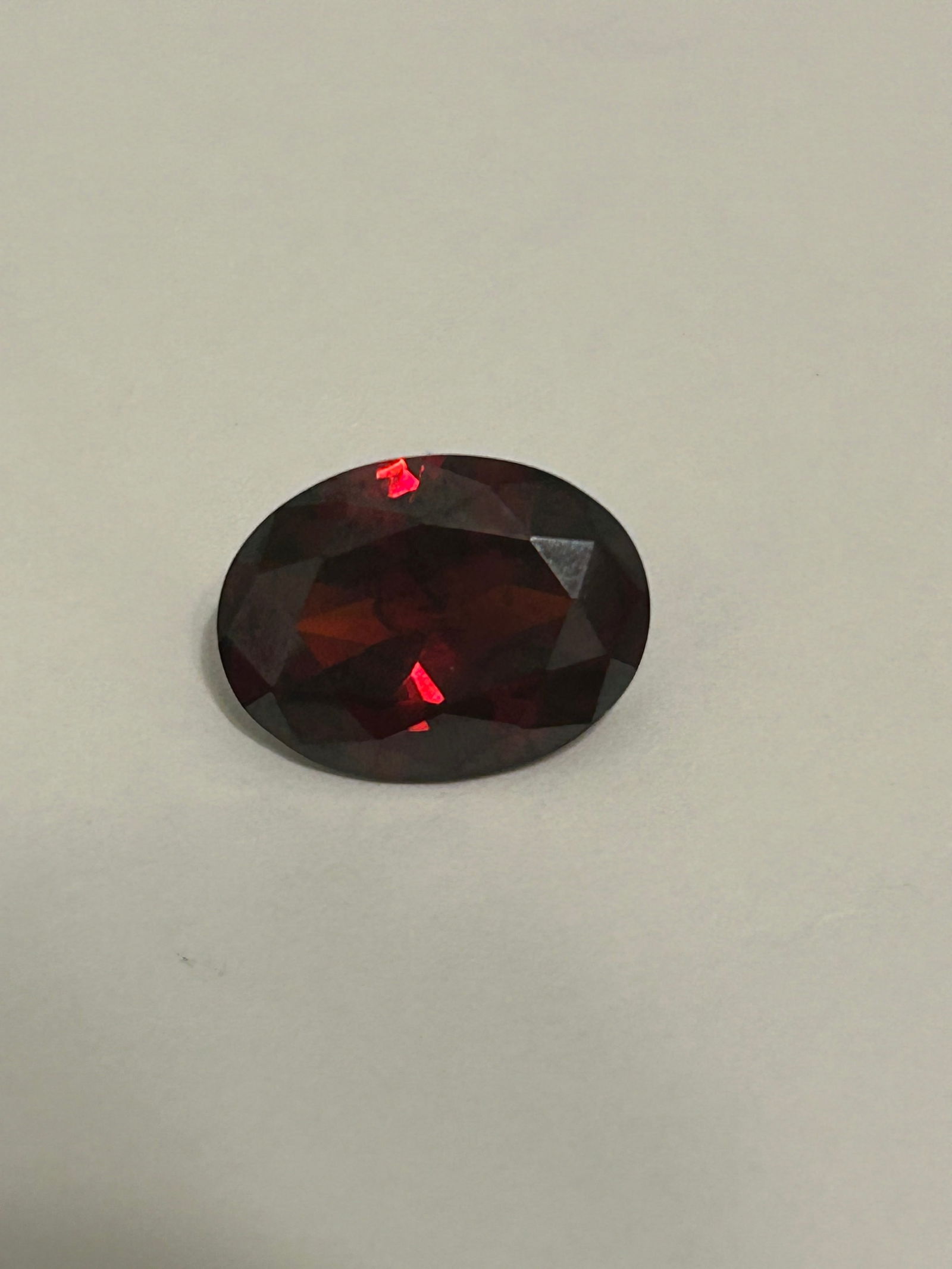Dark Ruby 10ct Oval Cut from Columbia - 3