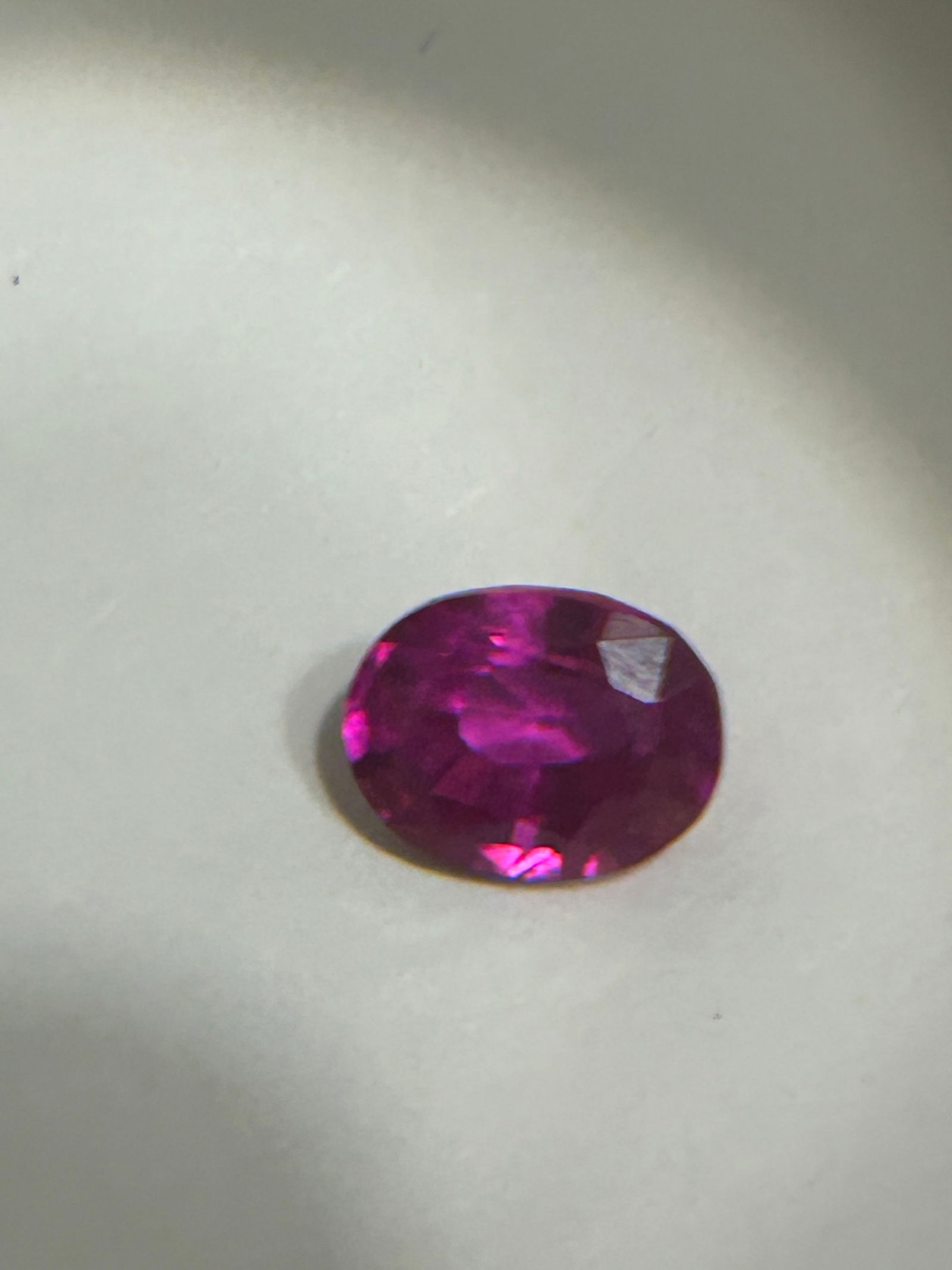 Pink Mogok Ruby 2.87ct, oval cut, Burmese - 2