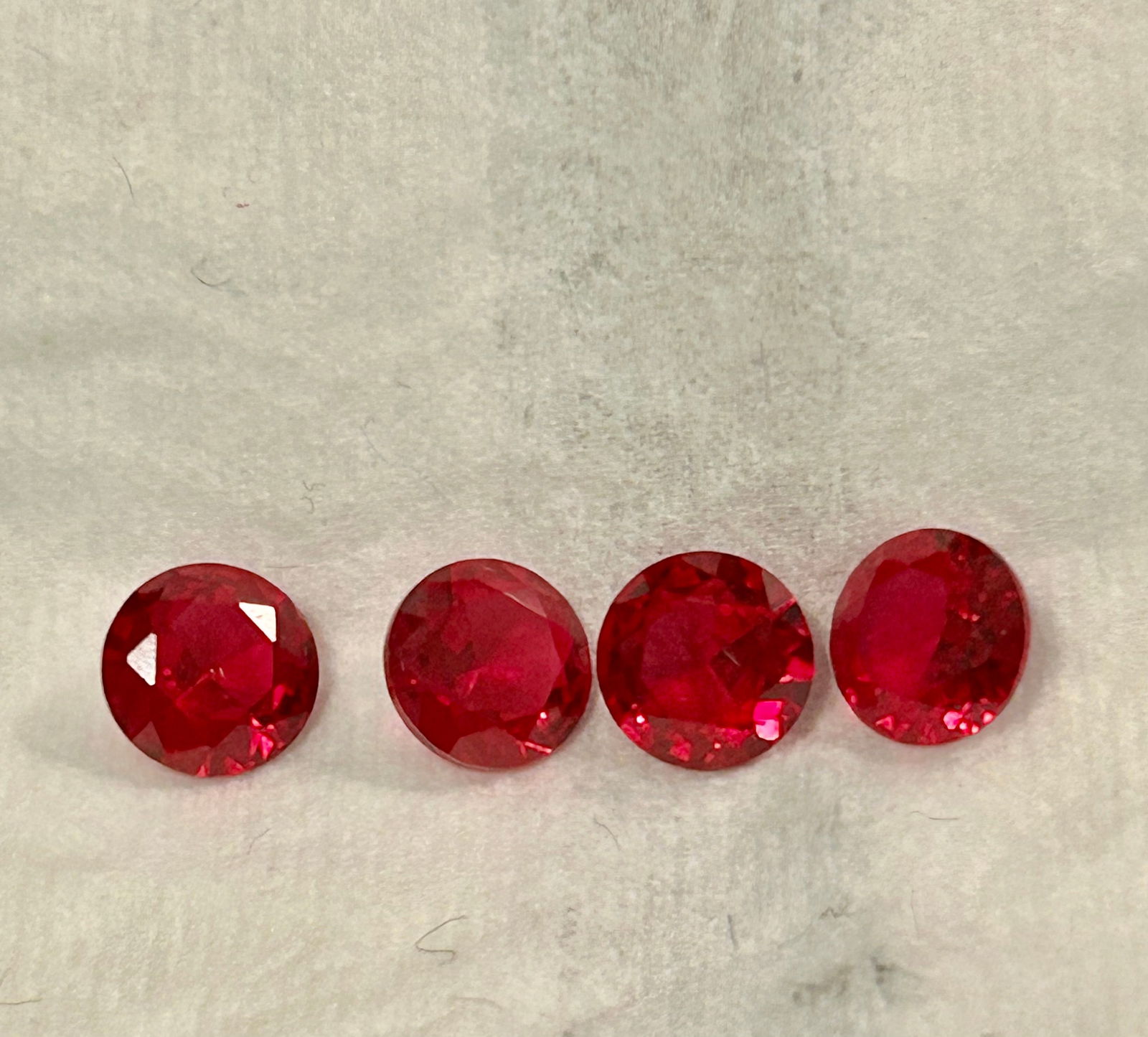 Ruby Lot 9mm 4 pcs 12tcw Round Cut from Brazil (1 of 2)