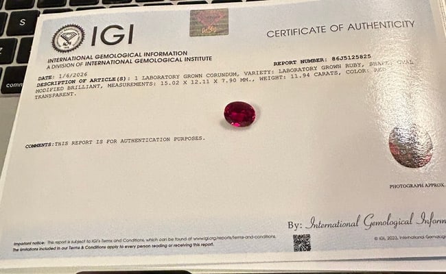 Ruby Oval Cut 11 ct - 3