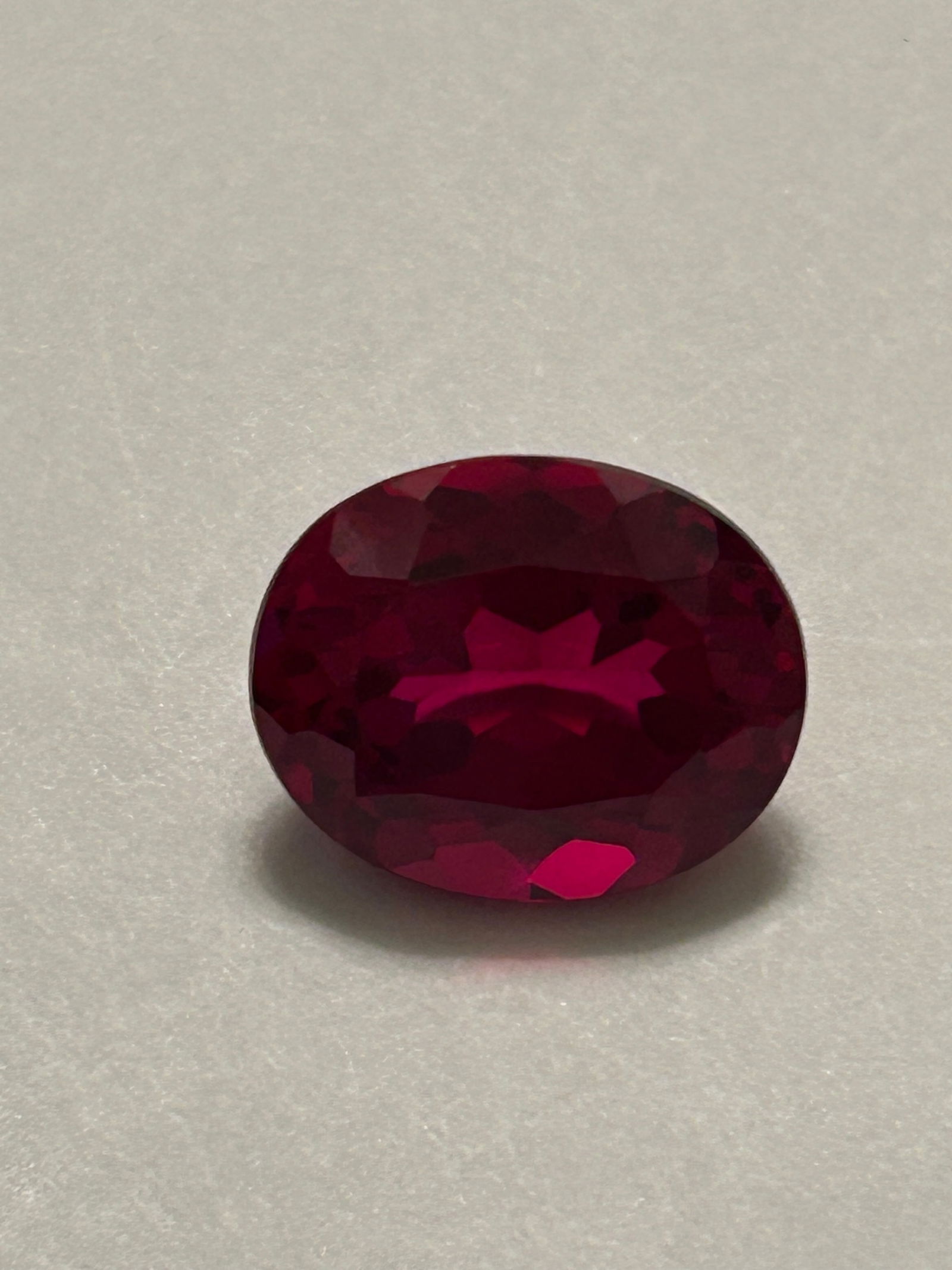 11.94ct Brilliant Oval Cut VVS Burmese Ruby - 3