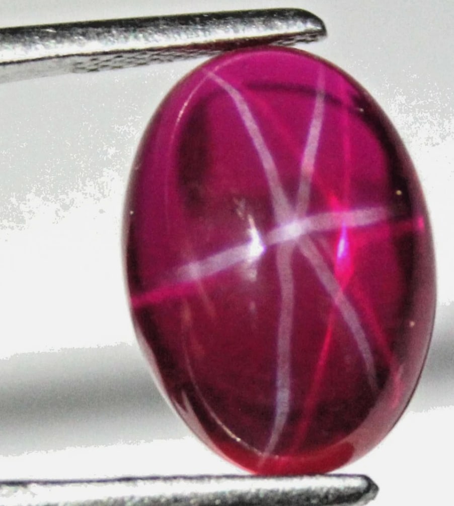 Star Ruby 14.06 ct Cabochon cut Ruby Six Rays - 2