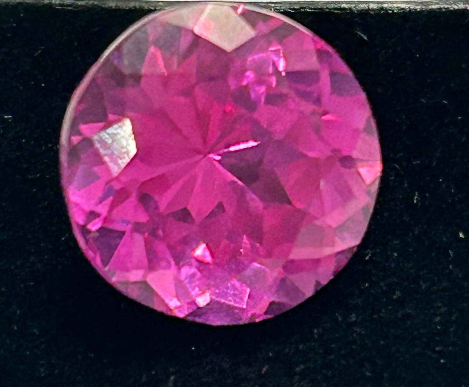 Natural Mogok Pink Sapphire 8.75ct Round Cut STUNNING: This stunning sapphire is from the renowned Mogok region of Myanmar this rare, high-clarity, and vivid gemstone is known for exceptional color.