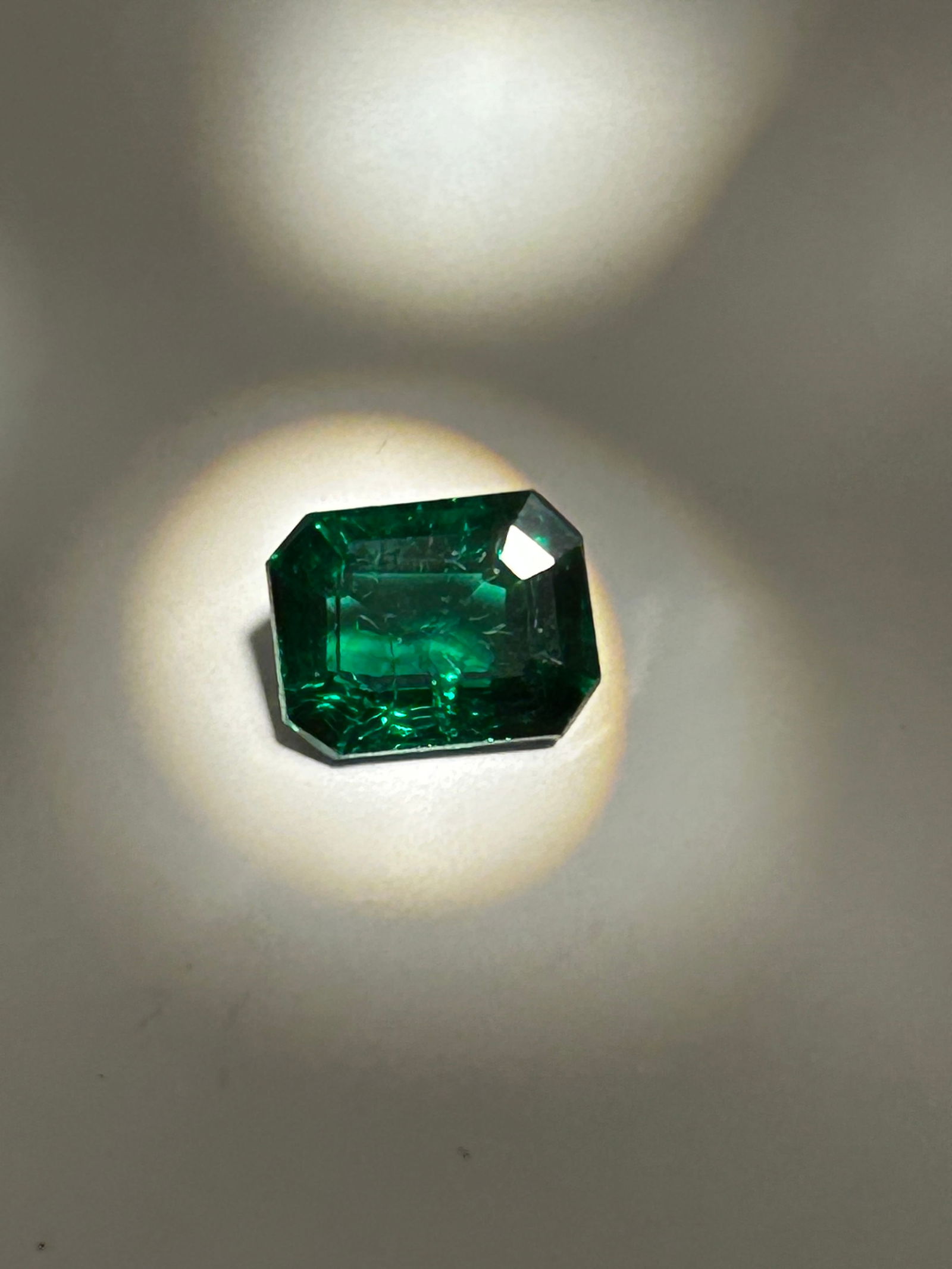 Emerald 8.55ct Emerald Cut from Columbia No reserve GIE Certified (1 of 4)