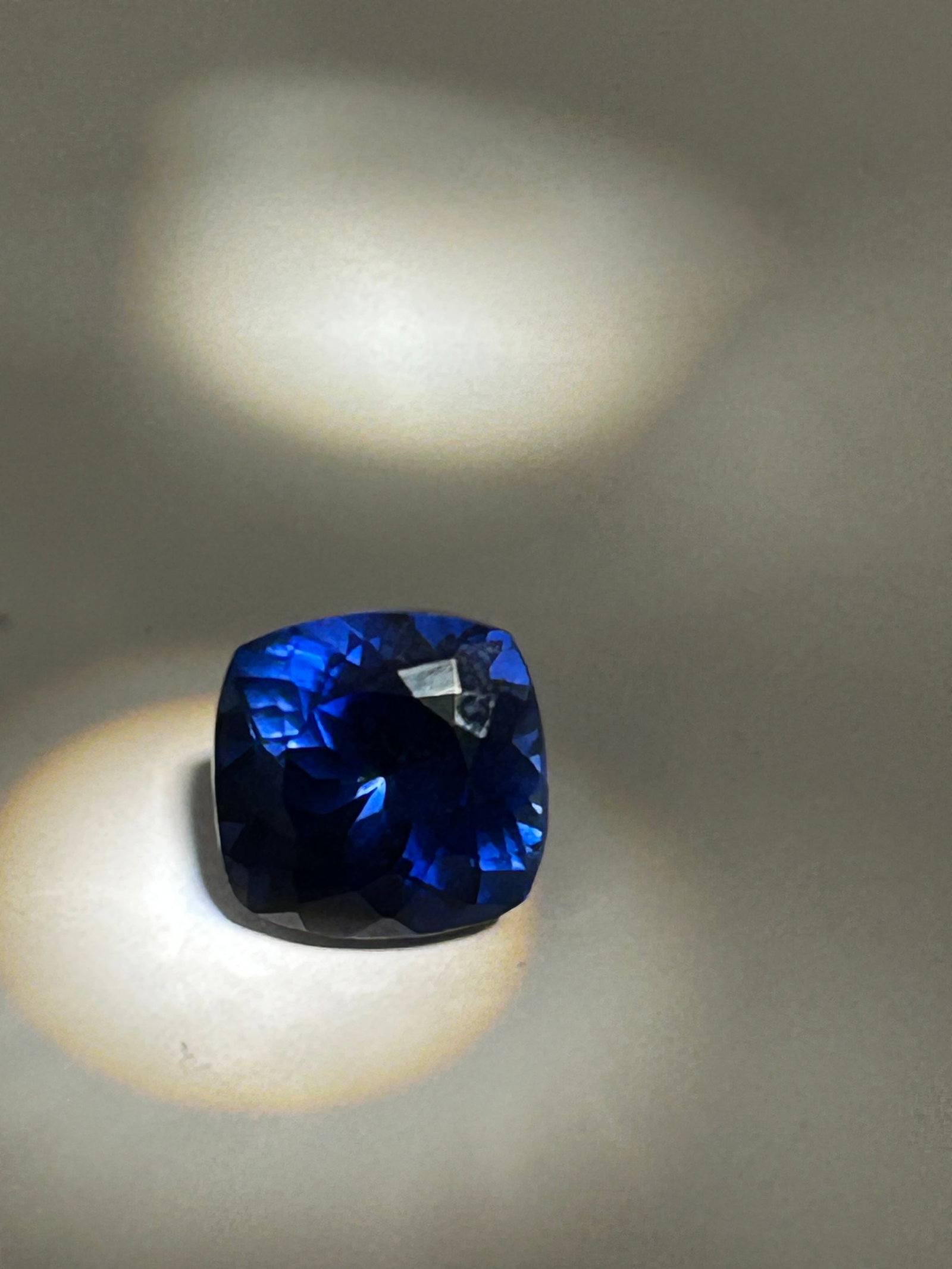 Singular Gemstone ..Kashmiri Blue Sapphire 11.36ct Cushion Cut No Reserve EGL Certified. (1 of 4)
