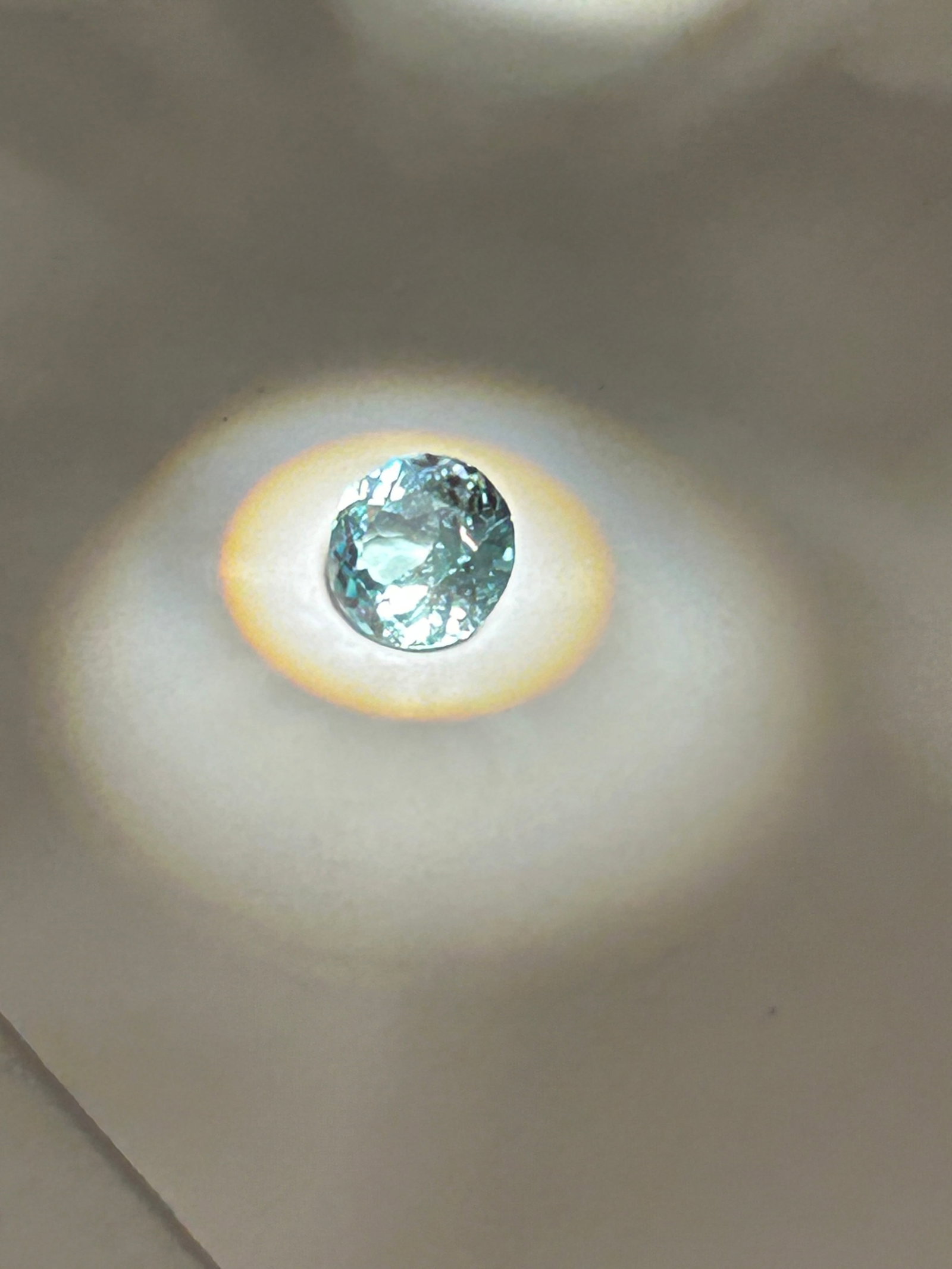 1.6ct Montana Green Sapphire Brilliant Round Cut No Reserve: Particularly in a brilliant round cut, is a highly desirable, ethically sourced gemstone characterized by its natural, pastel green color. Known for exceptional, eco-friendly beauty from Rock Creek, t