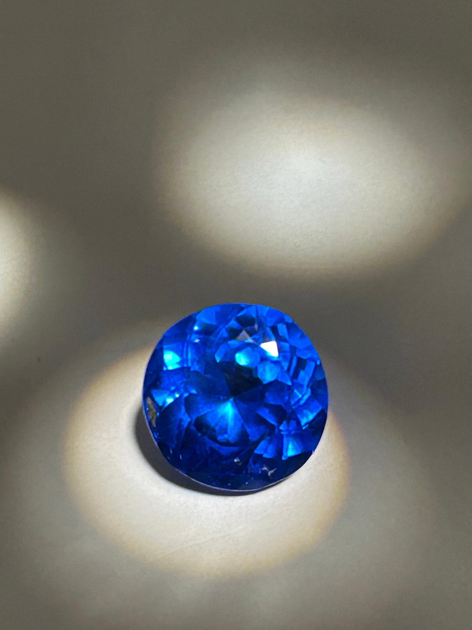 10.96 Carat Vietnamese Royal Blue Spinel Round Cut EGL Certified (1 of 6)