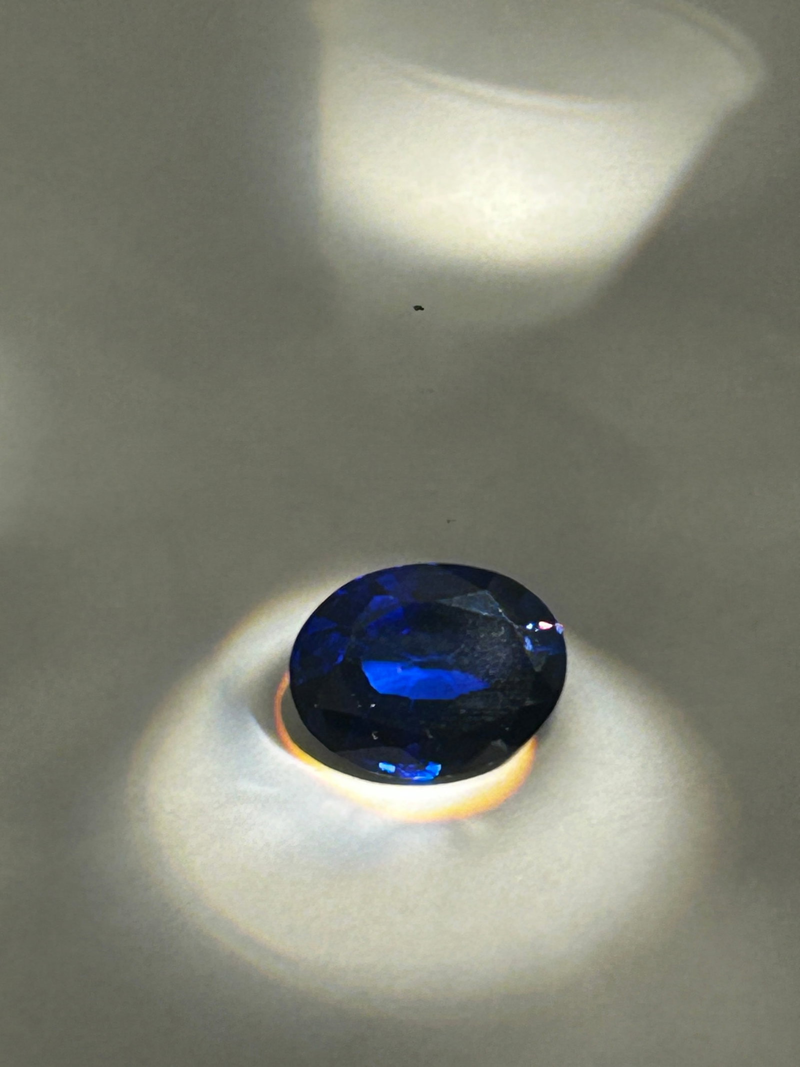6.87 Carat --- Deep Blue Sapphire --- Oval Cut --- Certified (1 of 5)