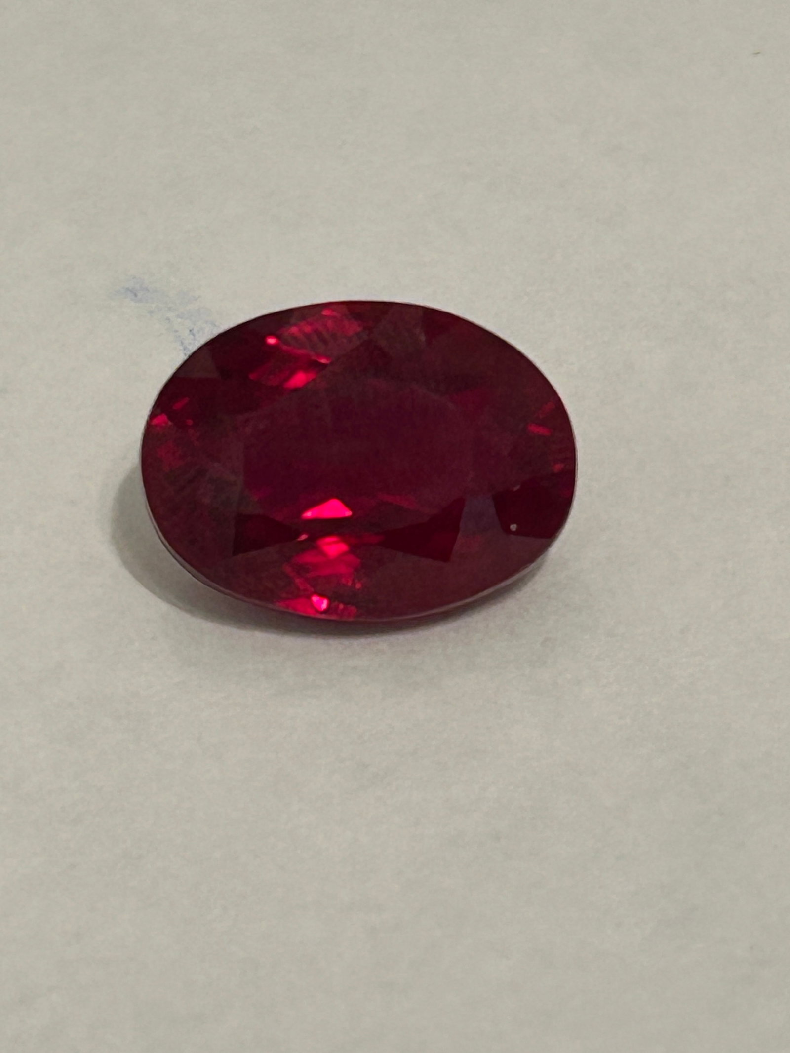 11 Carats Ruby Oval Cut - 4