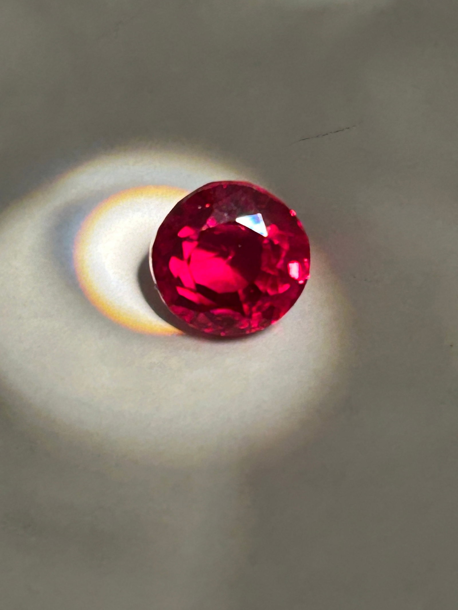 10 Carat Blood Red Ruby Round Cut GGI Certified (1 of 5)