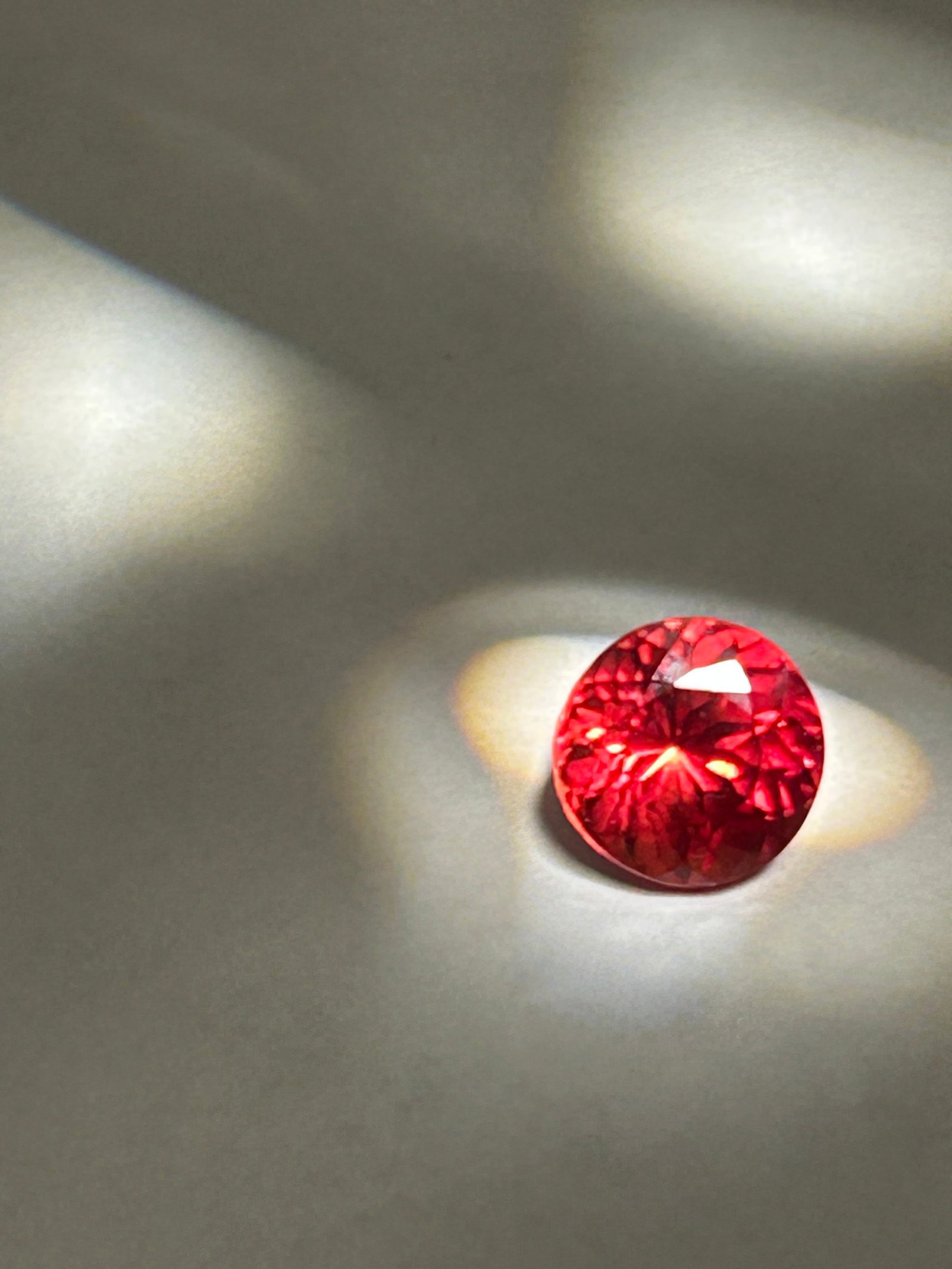 6 Carat --- Ceylon Padparadscha Sapphire --- Round Cut: Features a beautiful, transparent certified Padparadscha round shape, a mixed brilliant cut. It has a VVS clarity grade, medium color saturation, and an excellent polish. these sapphires are highly