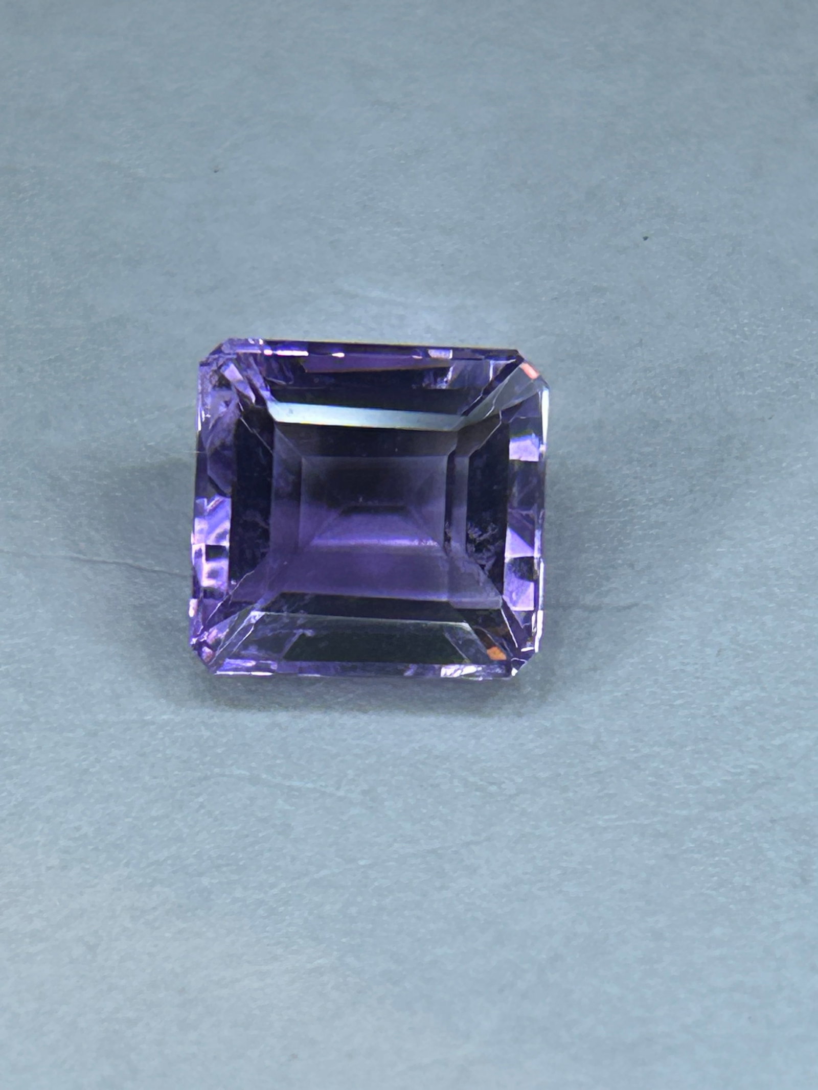 4.41 Carat --- Soft Purple Amethyst --- Radiant Cut --- IGI Certified: soft purple amethyst with a radiant cut is a substantial,eye-catching gemstone that blends a gentle color with a brilliant, modern facet pattern. The radiant cut, known for its trimmed corners and mod