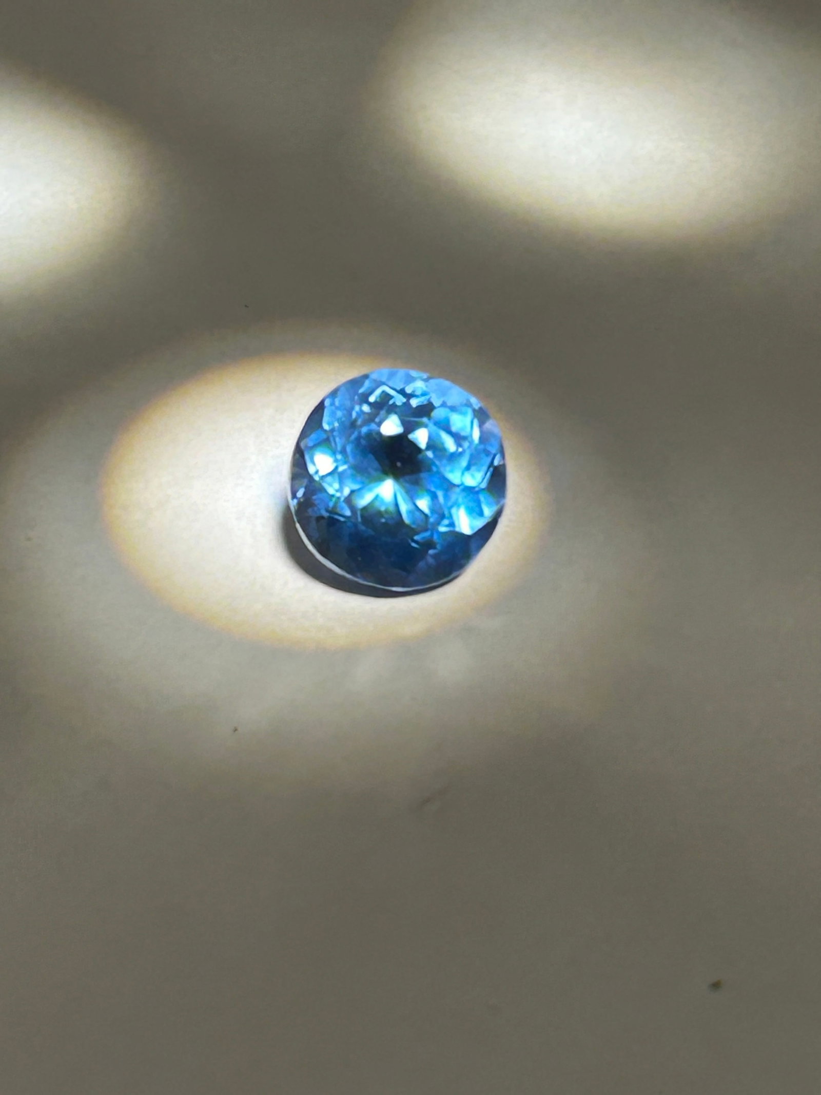 5.43 Carat ----Blue Spinel ---- Round Mixed Cut ----LAB GROWN IGI Certified: 4.07 Carat ----Green Sapphire ---- Cushion Mixed Cut