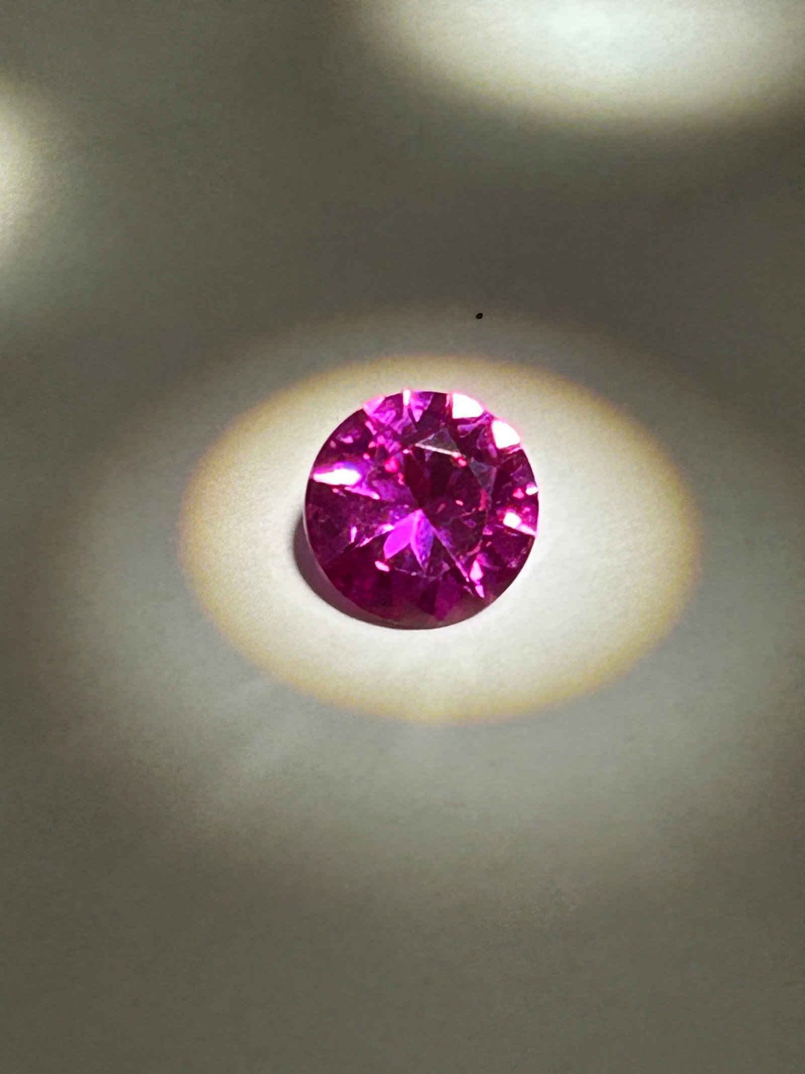 3.17 Carat ---Pink Sapphire --- Round Mixed Cut --- LAB Grown IGI Certified: 3.17 Carat ---Pink Sapphire --- Round Mixed Cut