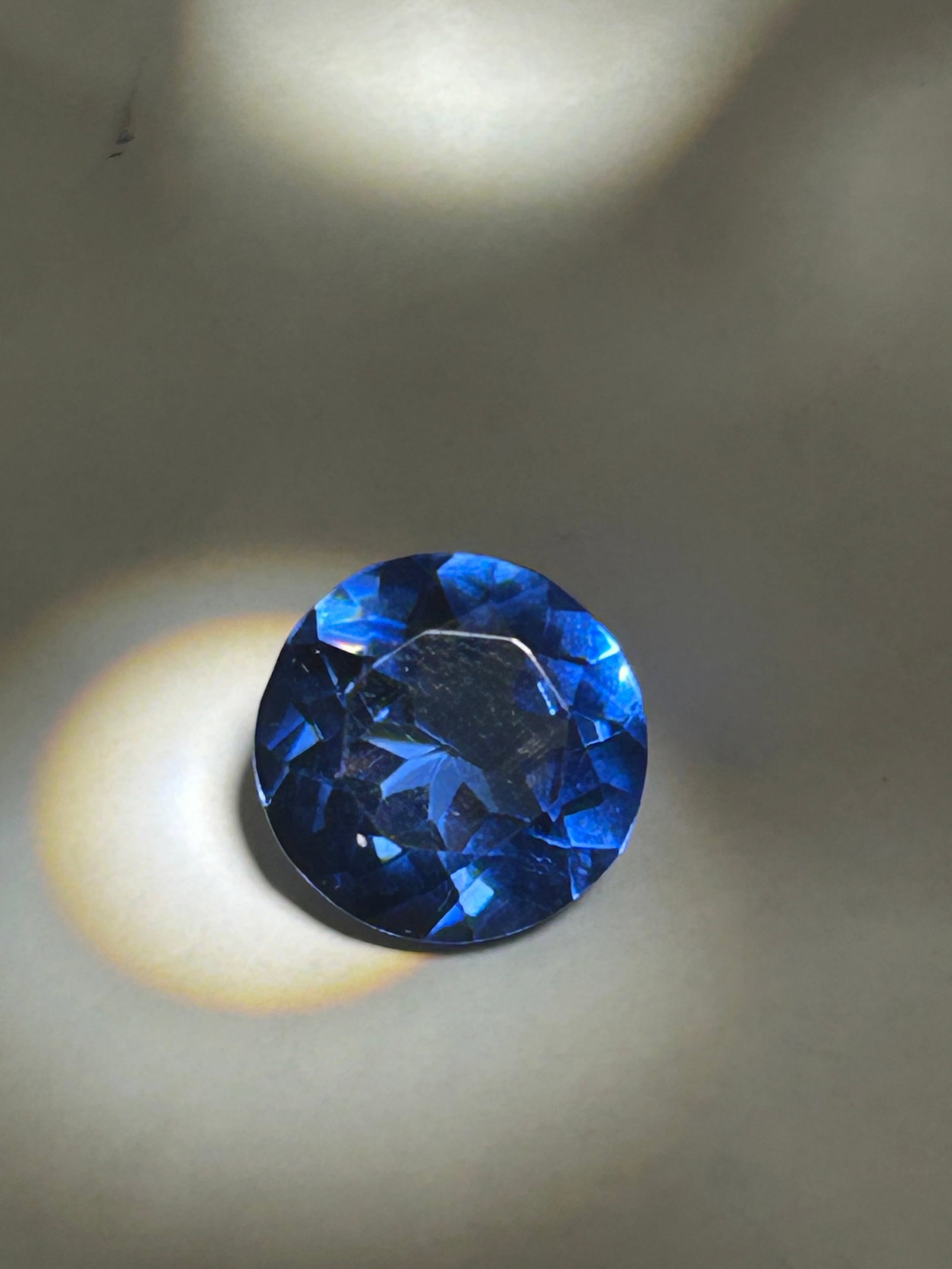 10.25 Carat ---- Tanzanite ---- Round Cut (1 of 3)