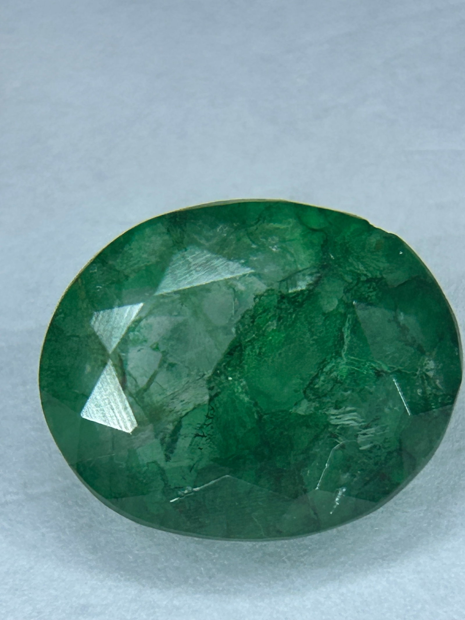 13.70 Carat ---- Colombian Green Emerald ---- Oval Cut (1 of 3)