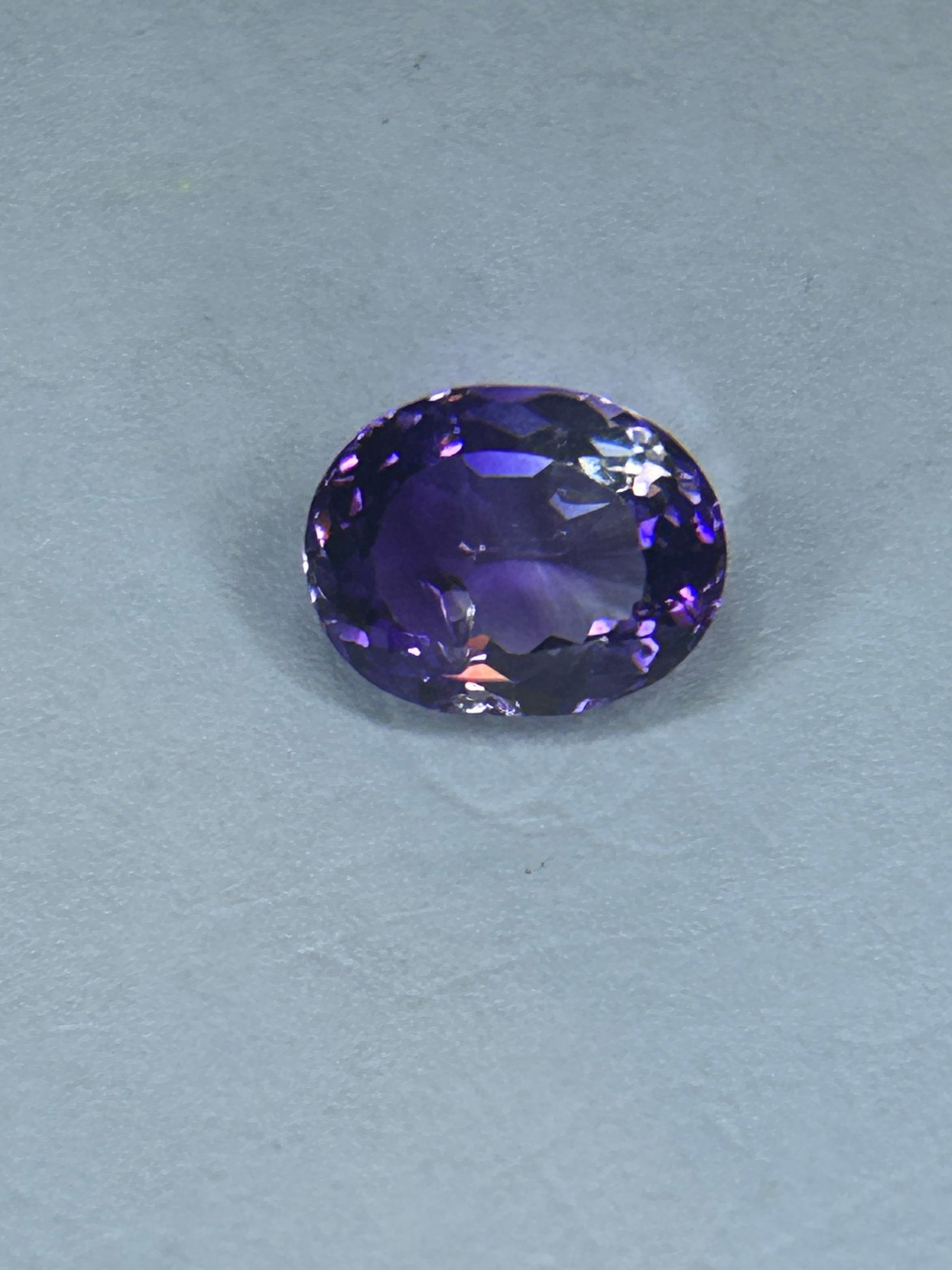2.26 Carat ---- Sparkly Brazilian Purple Amethyst ---- Brilliant Oval Cut: a highly versatile and appealing gemstone size, characterized by its vibrant color and brilliant faceting. This stone is sourced from Brazil and is prized for its intense, regal violet tones.