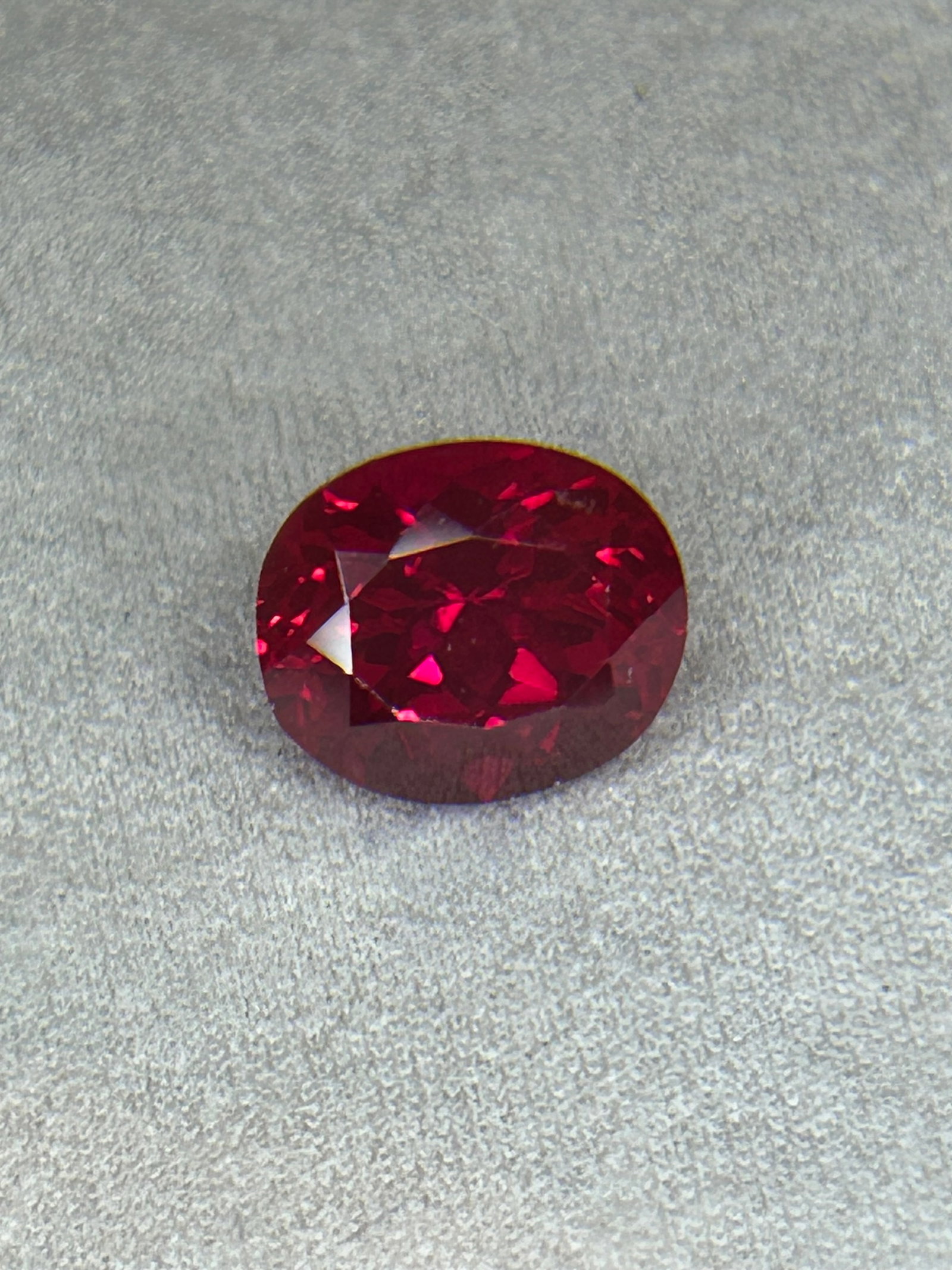 4.40 Carat ---- Natural Mozambique Blood Ruby ----Oval Cut ----AGL Certified (1 of 3)