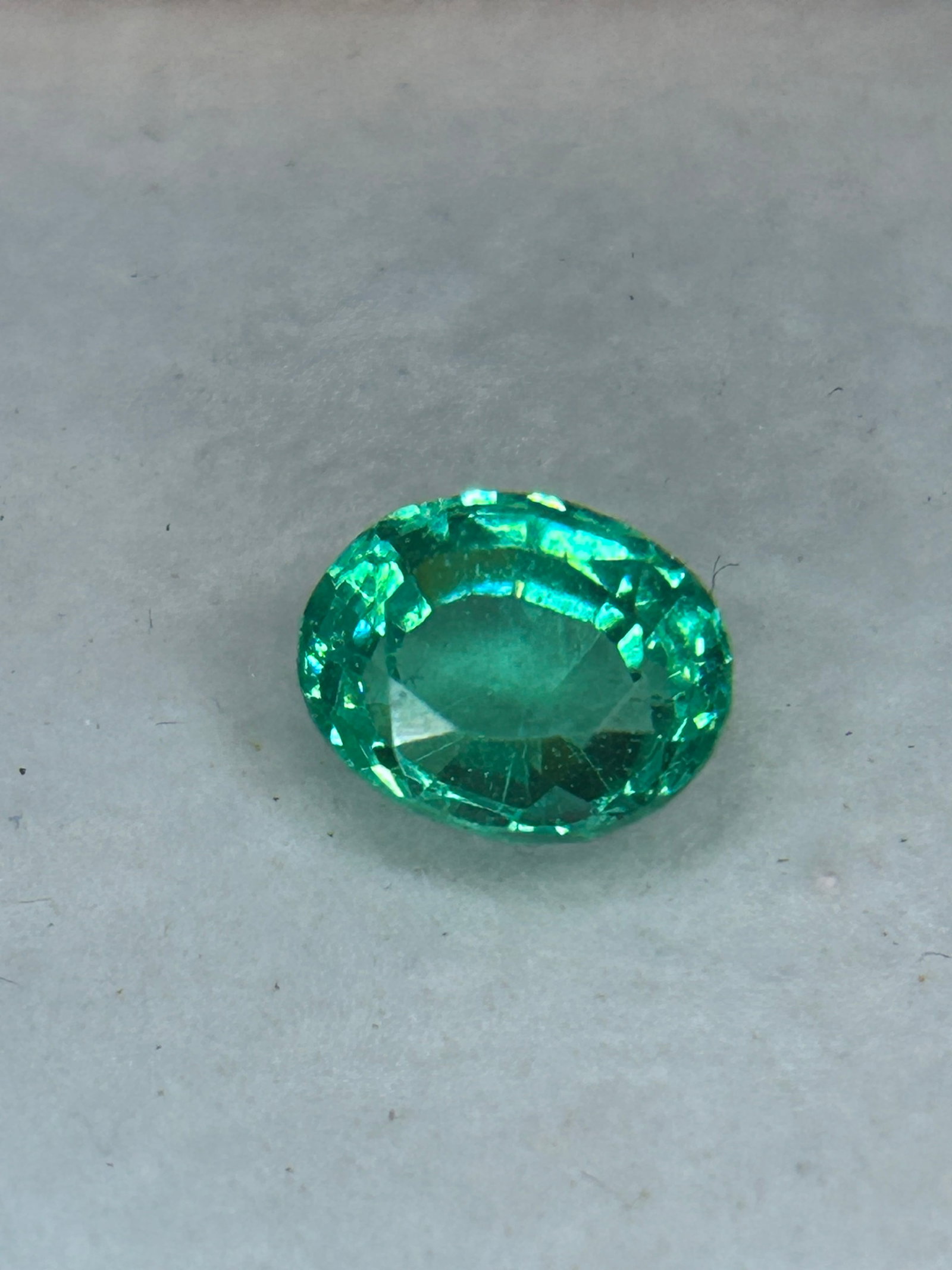 4 Carat --- Natural Green Emerald --- Brilliant Oval Cut (1 of 3)