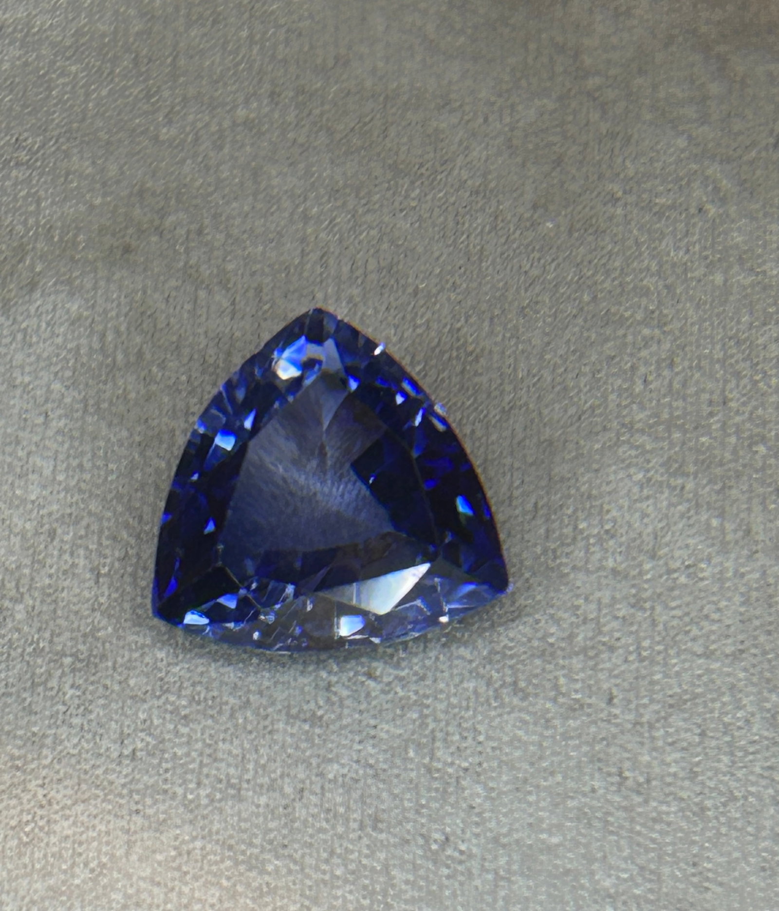 9.50 Carat ---- Natural Tanzanite ---- Trillion Cut (1 of 2)