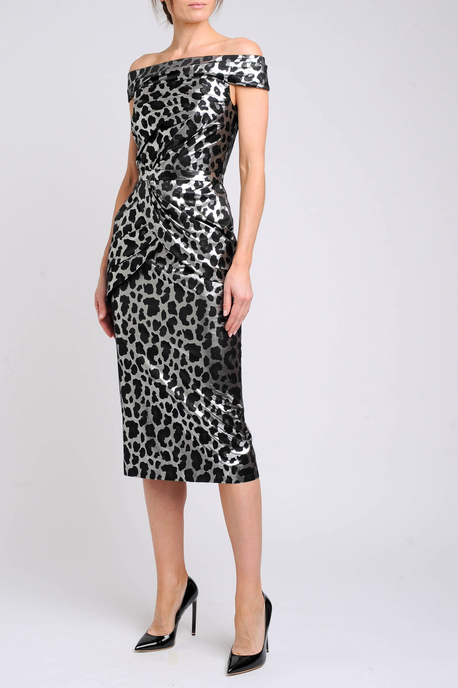 Ralph & Russo 19F11 D001 Dress, Silver/ Black, Size 40: Ralph & Russo 19F11 D001 Dress, Silver/ Black, Size 40