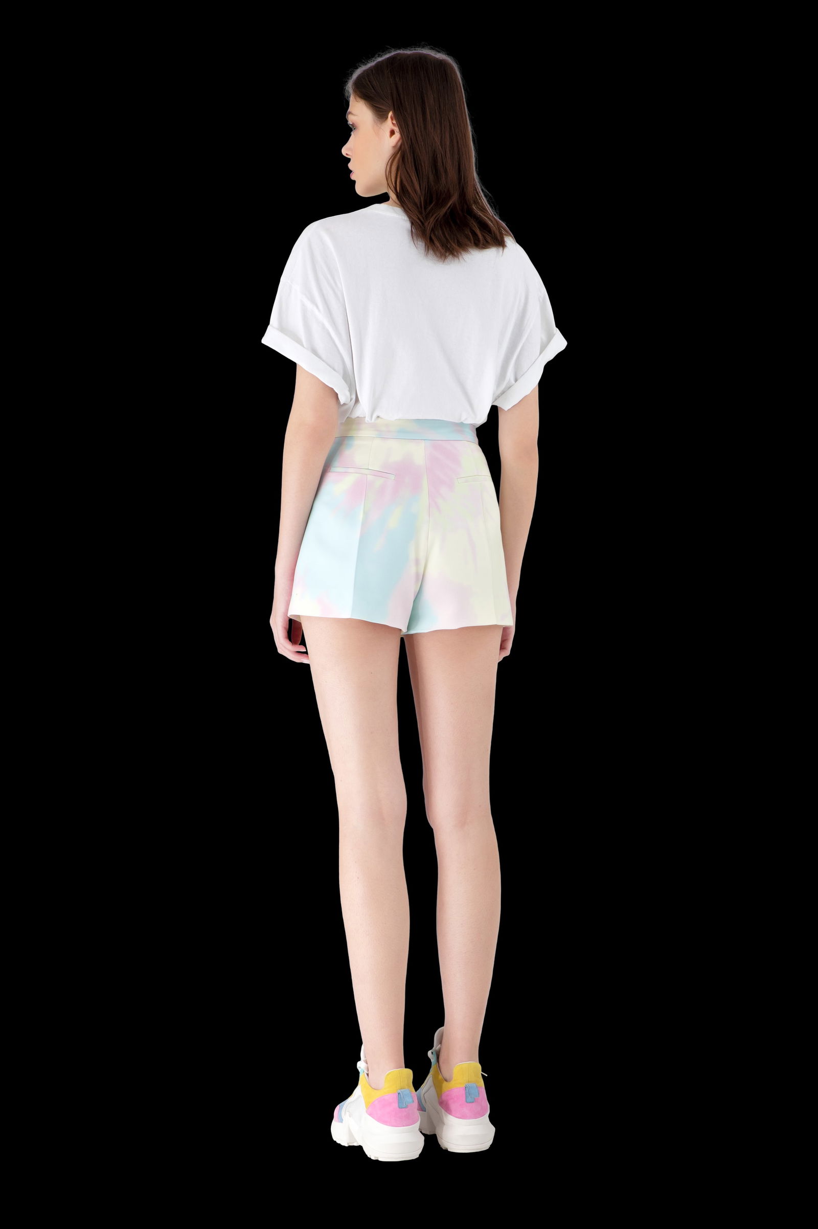 Ralph & Russo 20U 11 P202 Tye Dye Printed Tailored Shorts, Pink/Yellow, Size 38 (RRP £690): Ralph & Russo 20U 11 P202 Tye Dye Printed Tailored Shorts, Pink/Yellow, Size 38 (RRP £690) - Tailored in a pastel tie-dye hue, these printed shorts re-imagine seventies’ Bohemia. With a hig