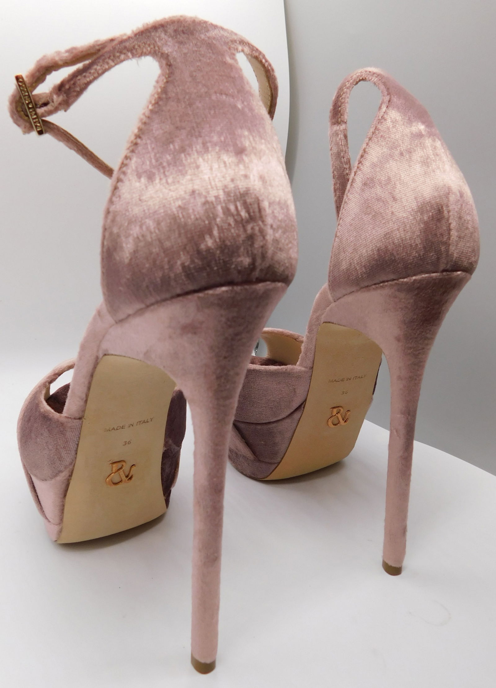 Pair of Ralph & Russo Couture Platform Sandal, Velvel Fabric, Pink/ Light Gold, With Box & Dust Bags - 3